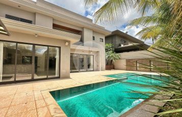 Casa em Condomínio para aluguel no Jardim Botânico: