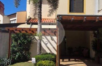 Casa em Condomínio à venda no Parque Industrial Lagoinha: