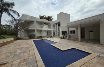 Casa em Condomínio para aluguel no Jardim Canadá: